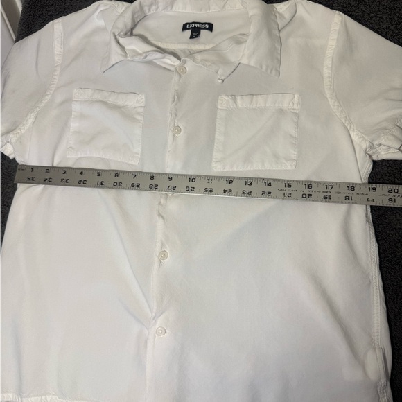 Express Women's Casual White Button Down Shirt - Picture 3 of 4